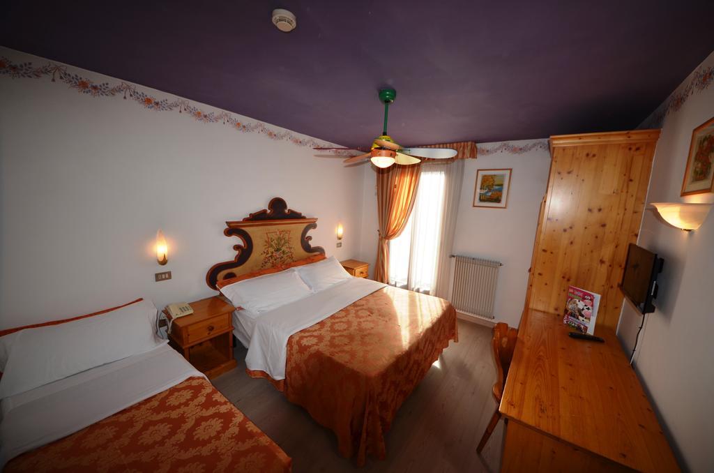 Family Hotel Primavera Levico Terme Exterior foto