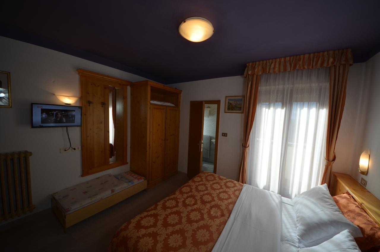 Family Hotel Primavera Levico Terme Exterior foto