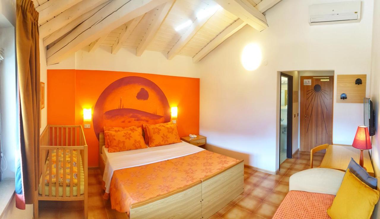 Family Hotel Primavera Levico Terme Exterior foto